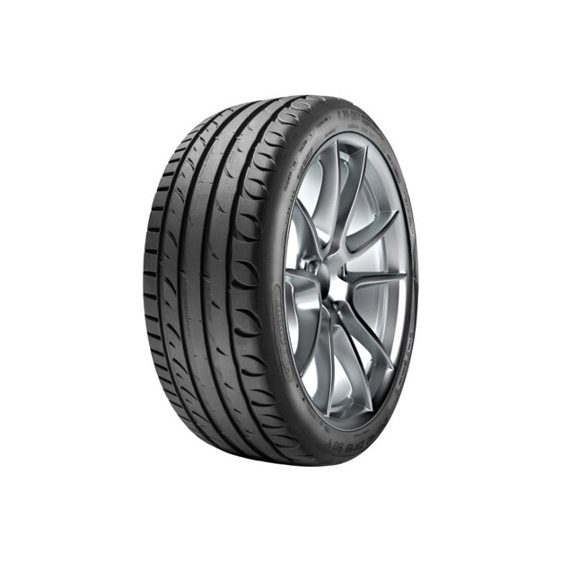 Picture of TAURUS 215/60 R17 ULTRA HIGH PERFORMANCE 96H
